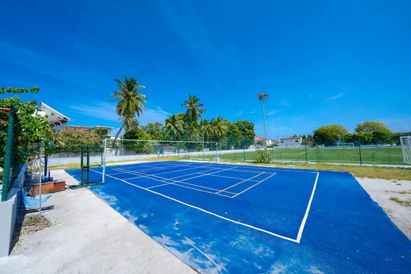 The Ripple Effect of Brexit on Non-UK Footballers in English Leagues: Essential Insights and Future Projections